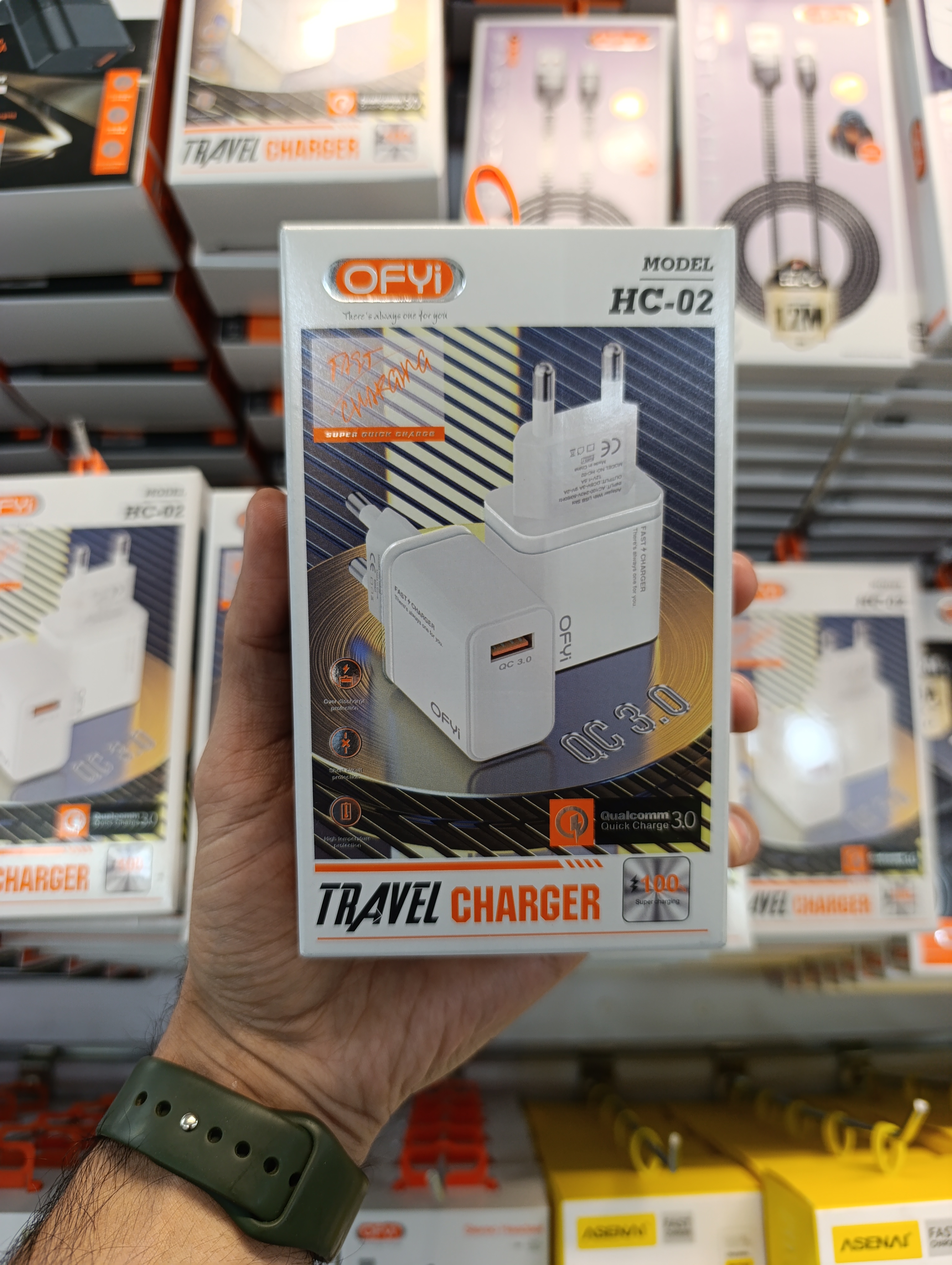 آداپتور شارژ 15 وات برند OFYI مدل HC-02